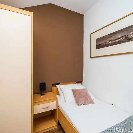 Budman Apartment *