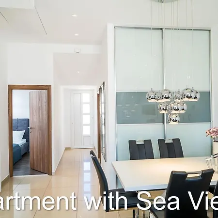 Budman Apartment *